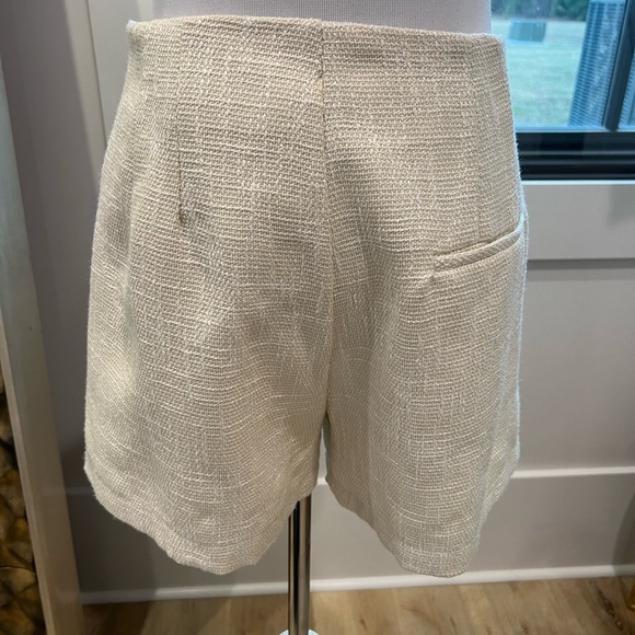 Entro Women's Textured Cream Shorts - Picture 3 of 4